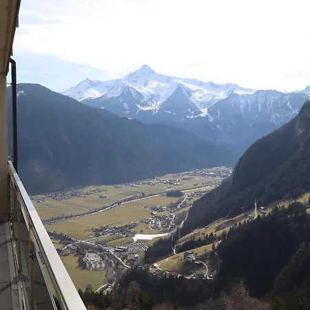 Stoanerhof Apartment Muhlen (Tyrol)