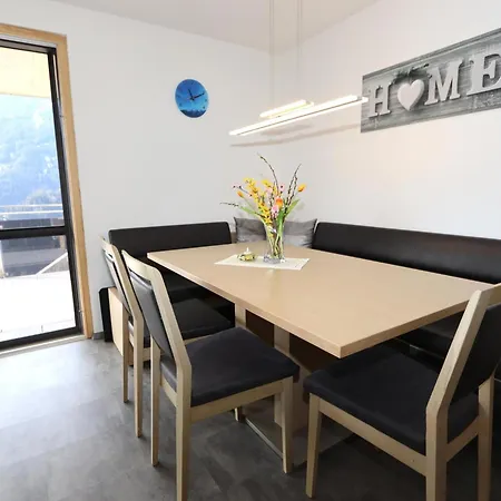 Apartment Stoanerhof Muhlen (Tyrol)