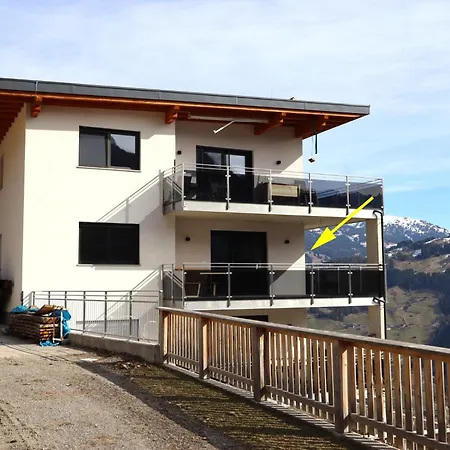 Stoanerhof Apartment Muhlen (Tyrol)